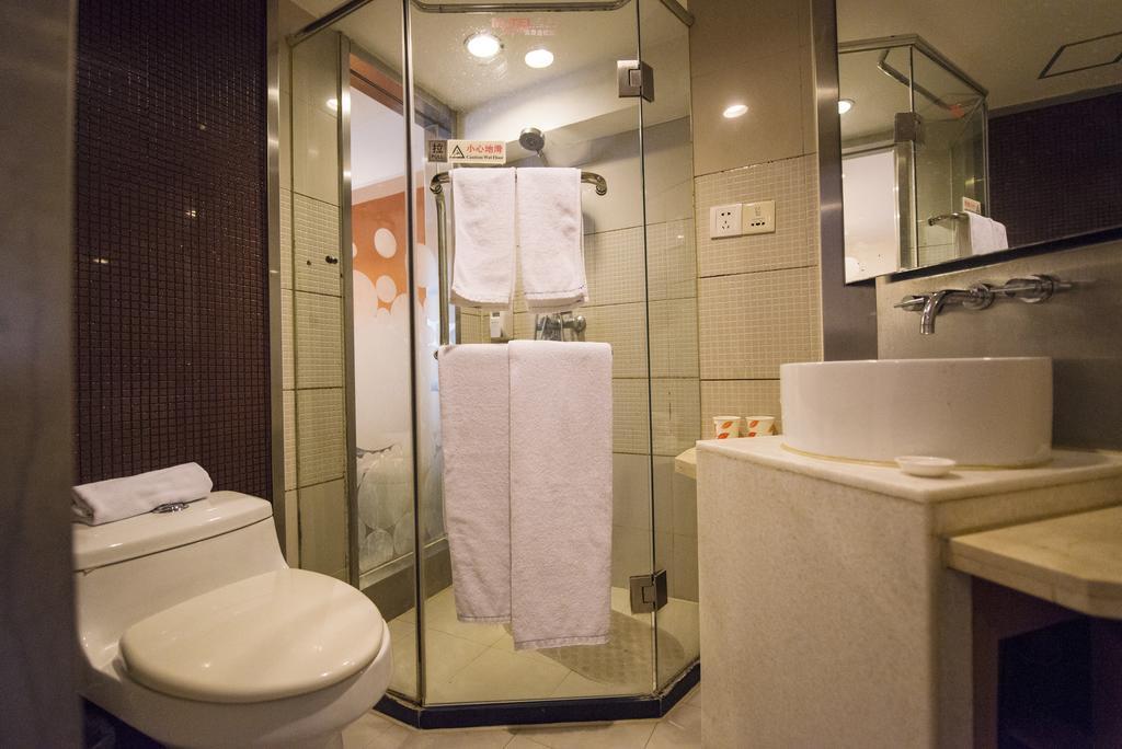 Motel Shanghai Hongqiao Beixinjing Metro Station Tianshan Road 外观 照片